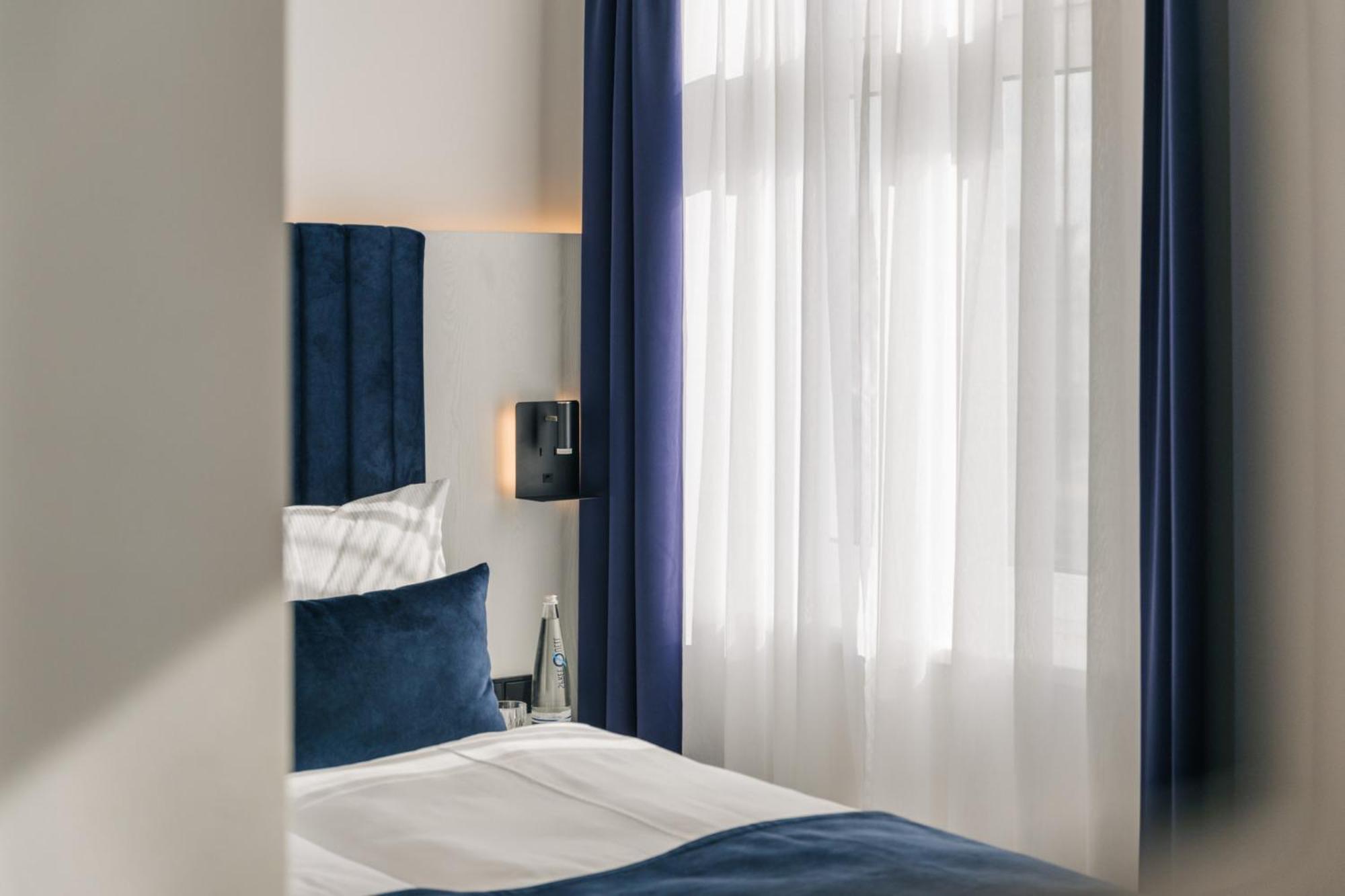 Homaris East Side Hotel Berlin Ngoại thất bức ảnh