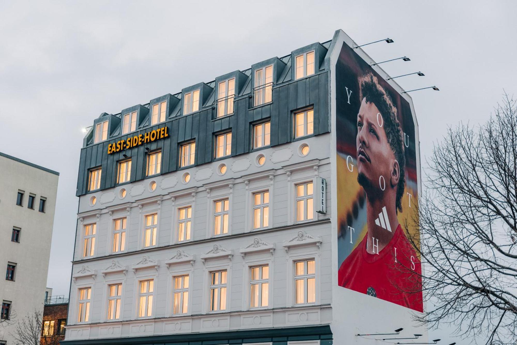 Homaris East Side Hotel Berlin Ngoại thất bức ảnh